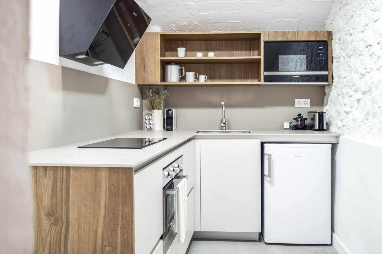 Casa Besalu Estudio En El Centro Del Pueblo Buitenkant foto
