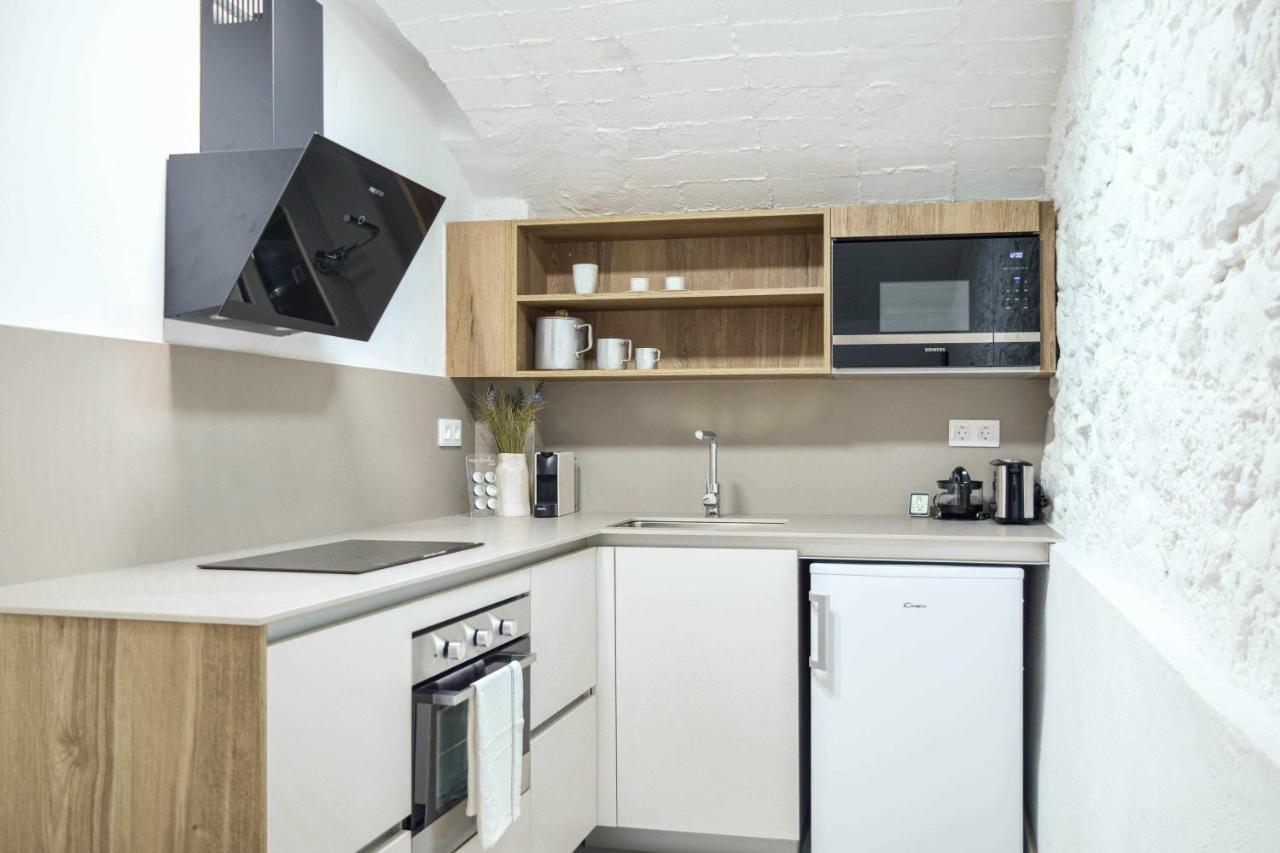 Casa Besalu Estudio En El Centro Del Pueblo Buitenkant foto