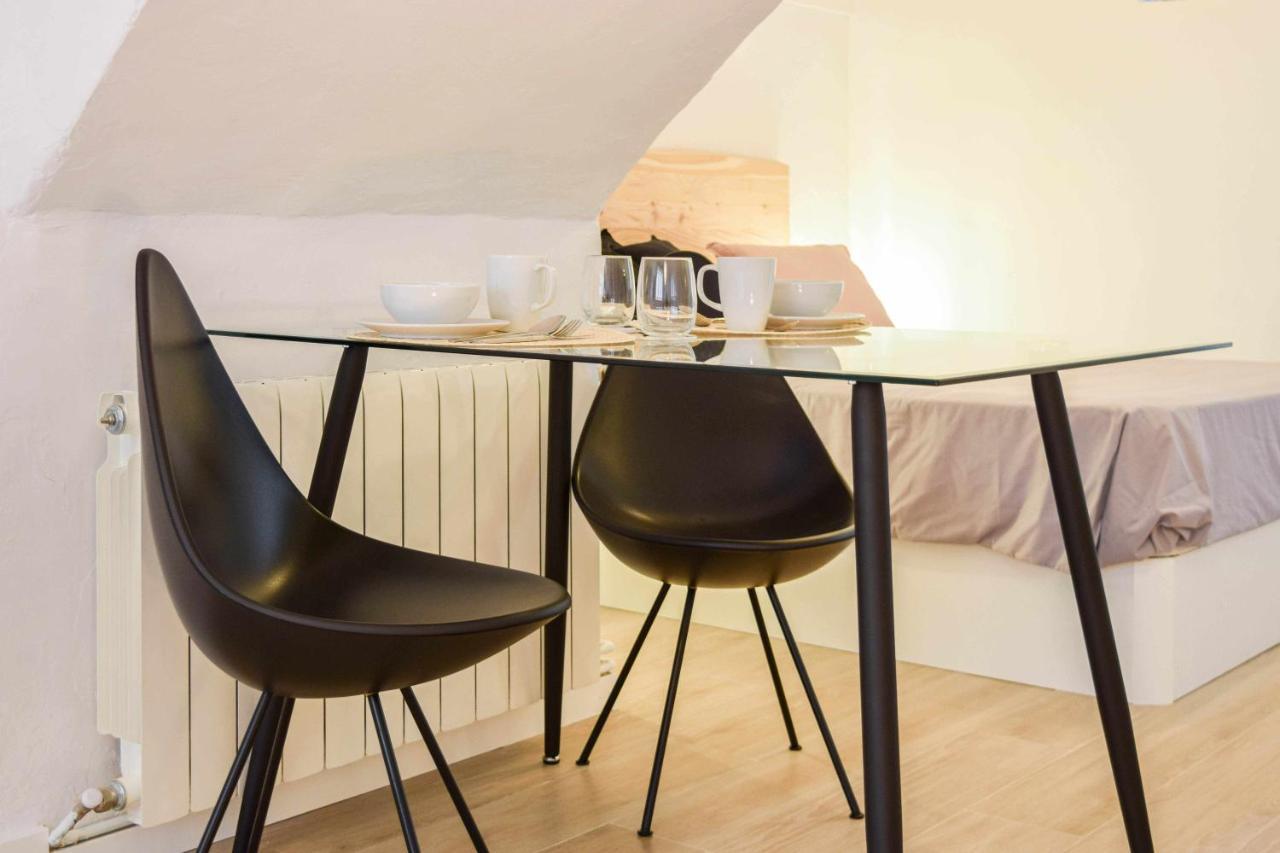 Casa Besalu Estudio En El Centro Del Pueblo Buitenkant foto