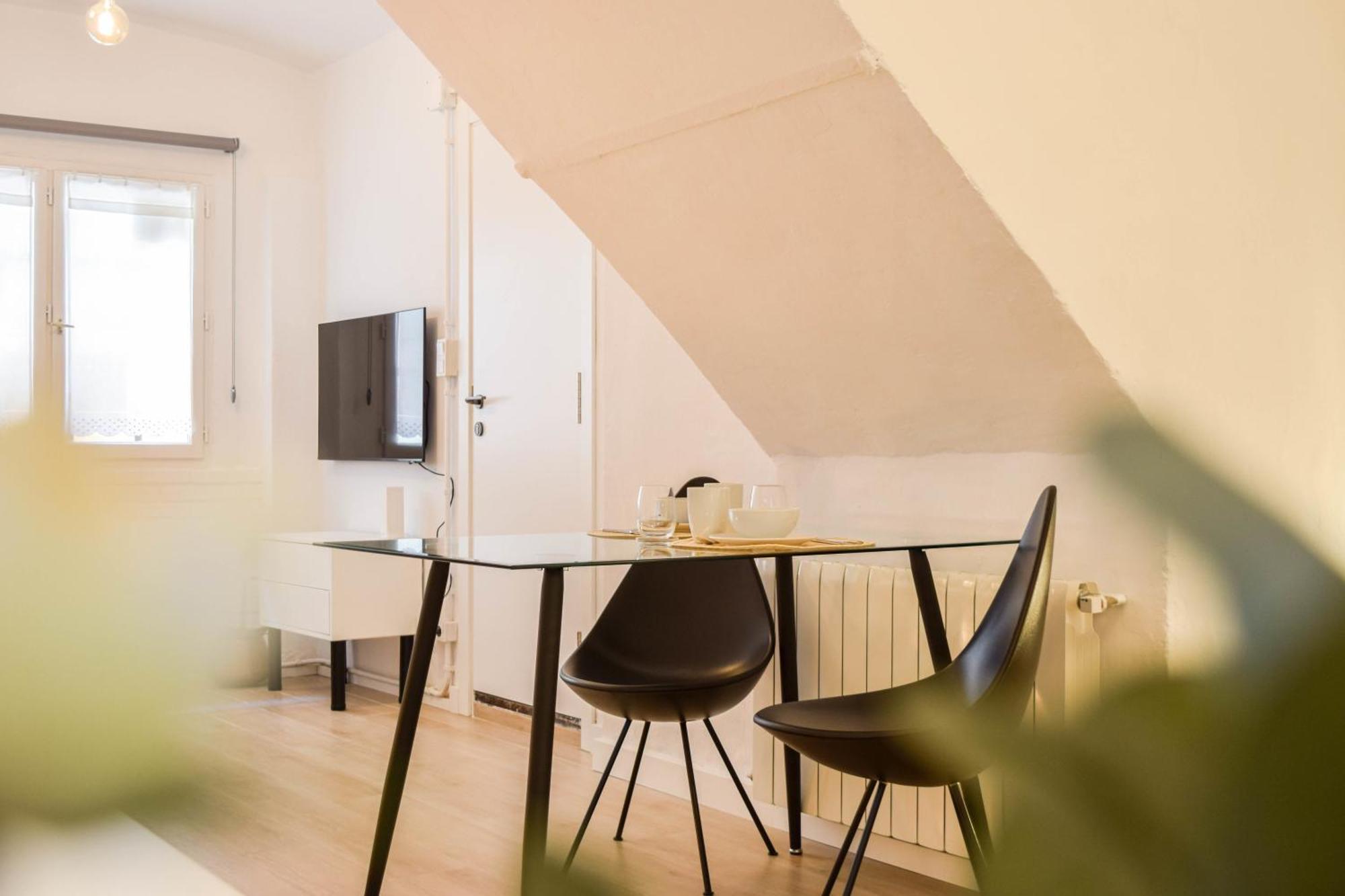 Casa Besalu Estudio En El Centro Del Pueblo Buitenkant foto