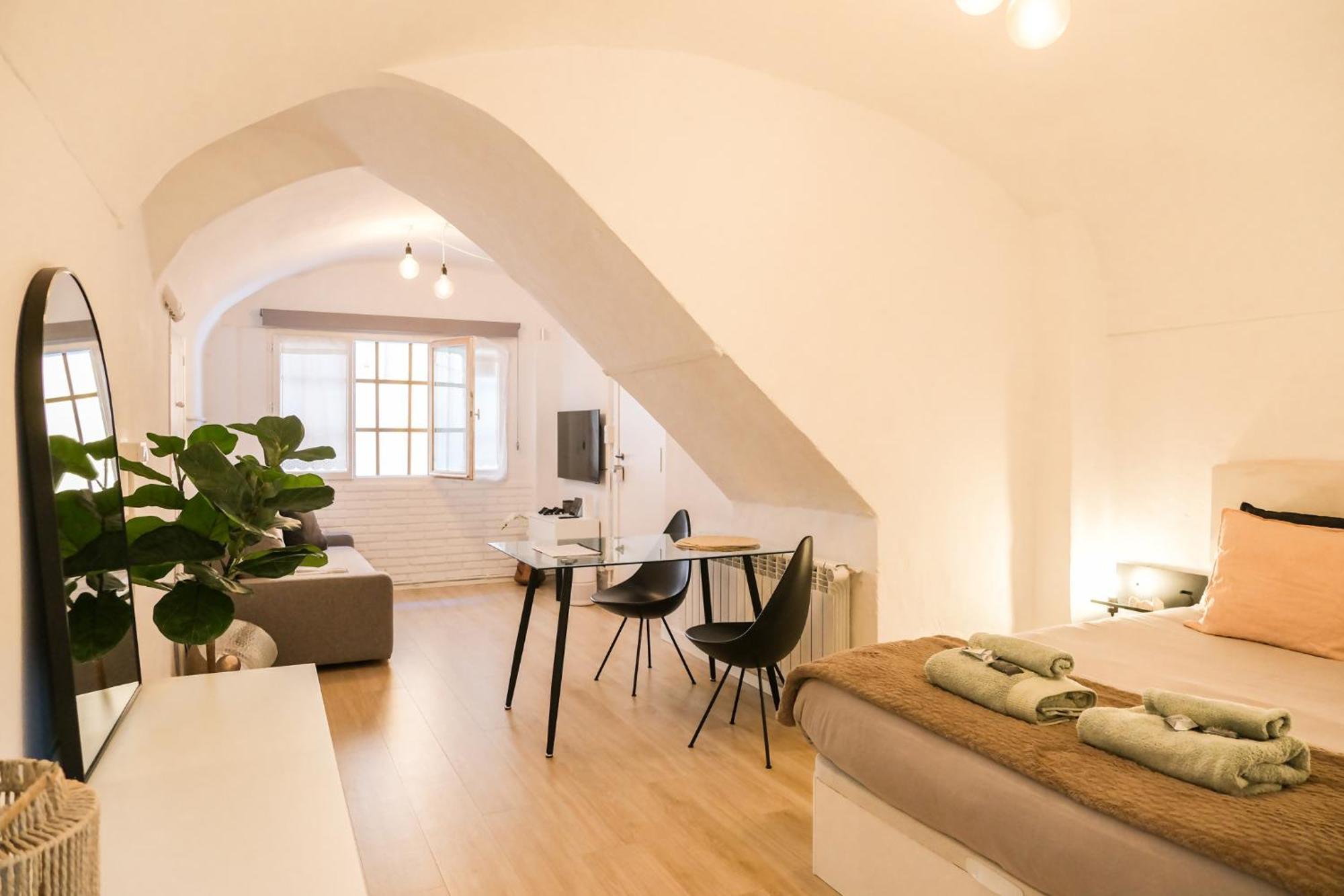 Casa Besalu Estudio En El Centro Del Pueblo Buitenkant foto